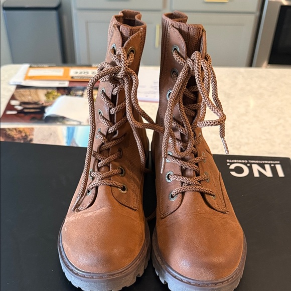 Brown Blowfish Women's combat Boots - Picture 5 of 6